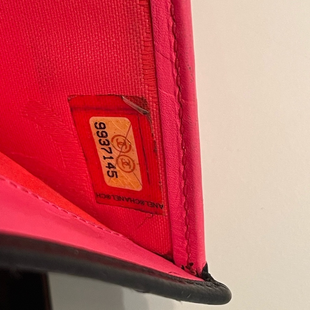 CC mark Chanel wallet it has been cleaned - Picture 7 of 16
